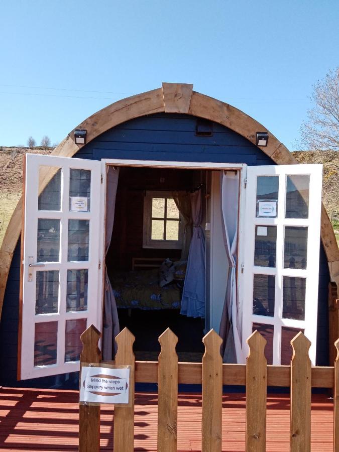 Hotel Wee Hoose Glamping 3 Kinbrace Exterior foto